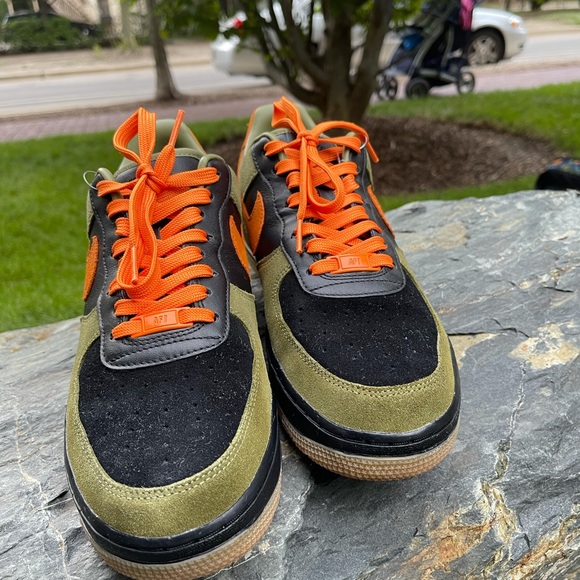 NIKE AIR FORCE 1 LOW BY YOU Green Sneakers | 9.5 - Picture 2 of 16